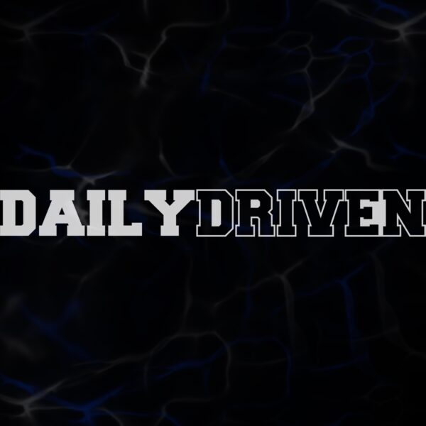 STICKER ”DAILY DRIVEN”